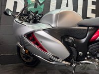 SUZUKI GSX1300R Hayabusa