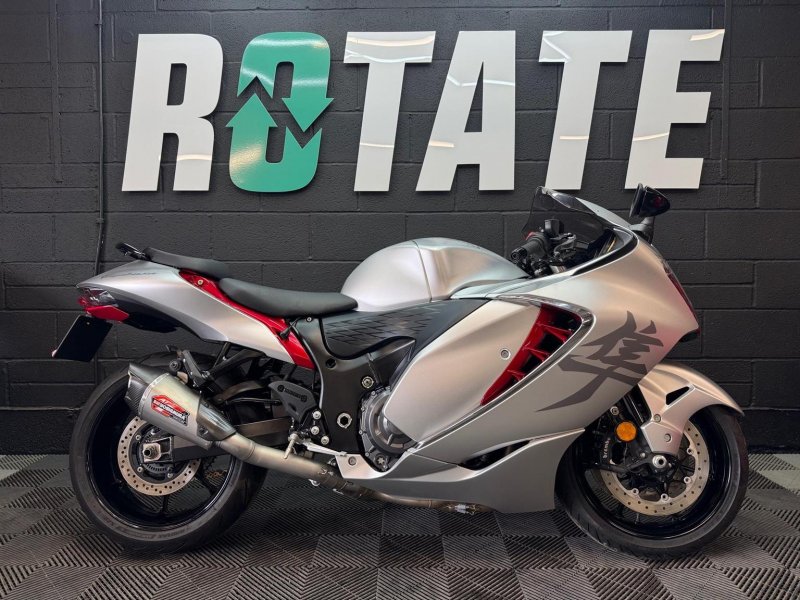 SUZUKI GSX1300R Hayabusa