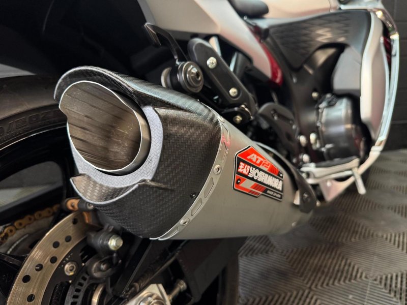 SUZUKI GSX1300R Hayabusa