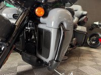 HARLEY-DAVIDSON Touring