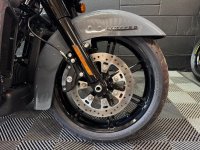 HARLEY-DAVIDSON Touring