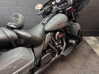 HARLEY-DAVIDSON Touring