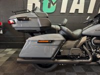 HARLEY-DAVIDSON Touring
