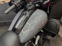 HARLEY-DAVIDSON Touring