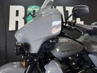 HARLEY-DAVIDSON Touring