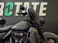 HARLEY-DAVIDSON Touring