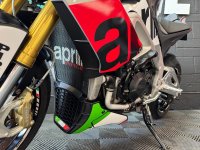 APRILIA Tuono 1000 V4