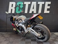 APRILIA Tuono 1000 V4