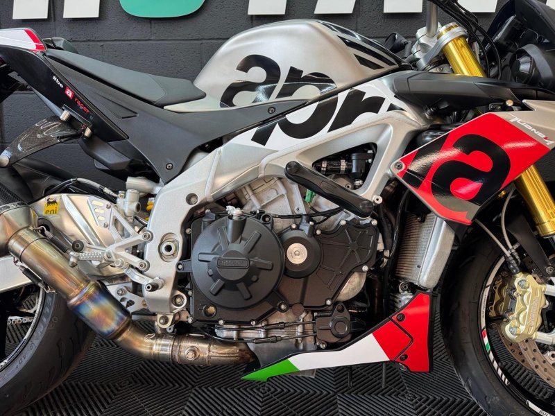 APRILIA Tuono 1000 V4