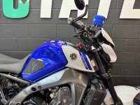 YAMAHA MT-09