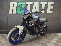 YAMAHA MT-09