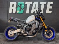 YAMAHA MT-09