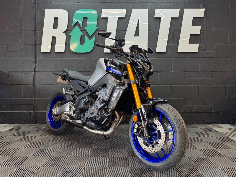 YAMAHA MT-09