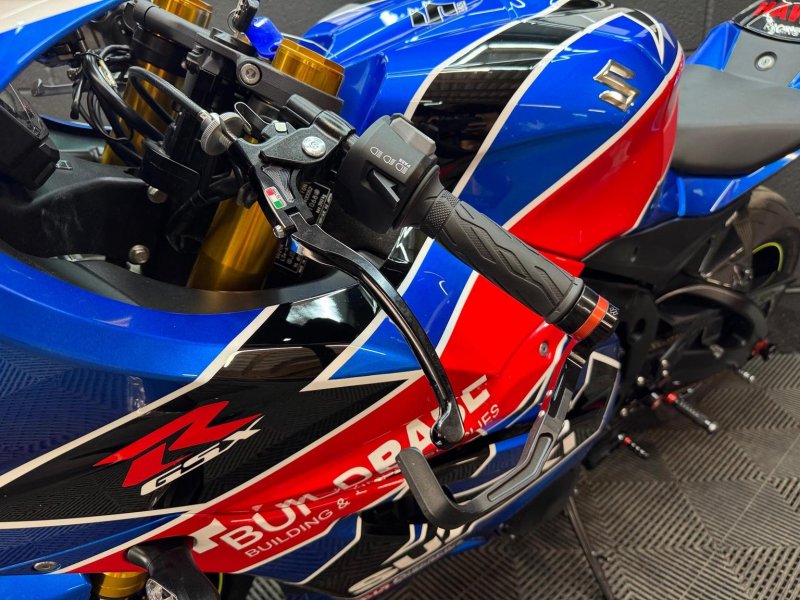 SUZUKI GSXR1000R