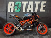 KTM 1290 SUPER DUKE R