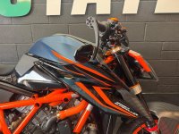 KTM 1290 SUPER DUKE R