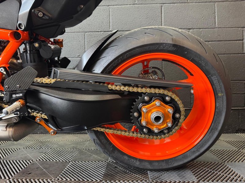 KTM 1290 SUPER DUKE R