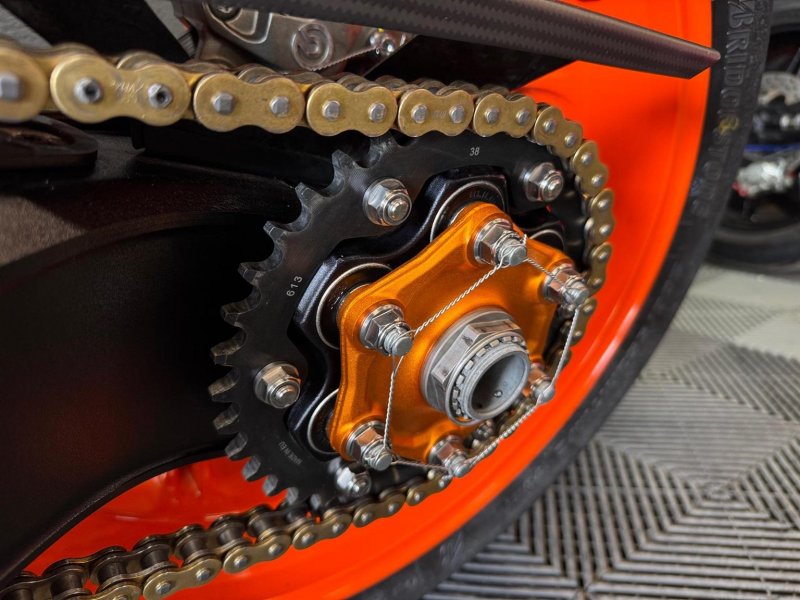 KTM 1290 SUPER DUKE R