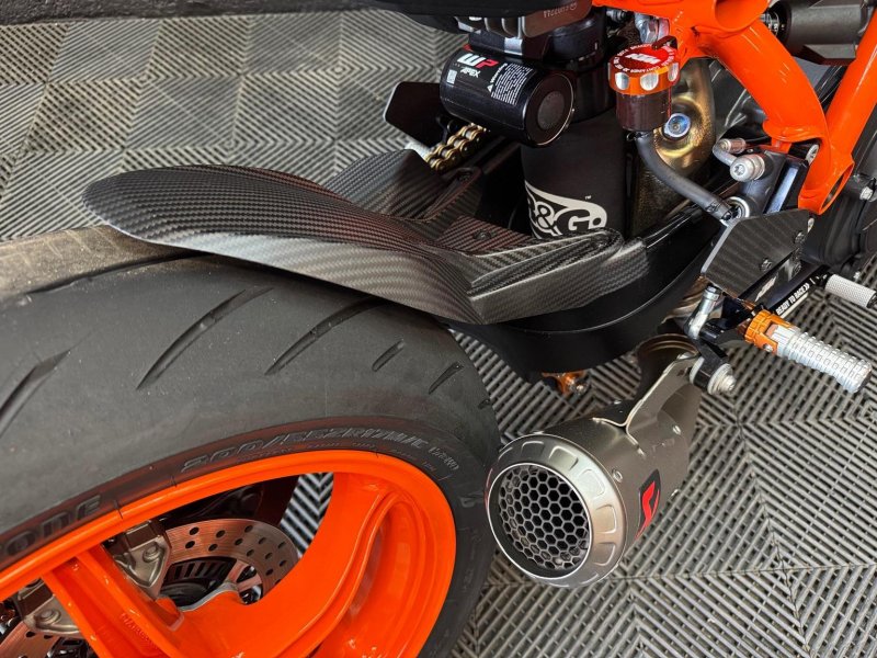 KTM 1290 SUPER DUKE R