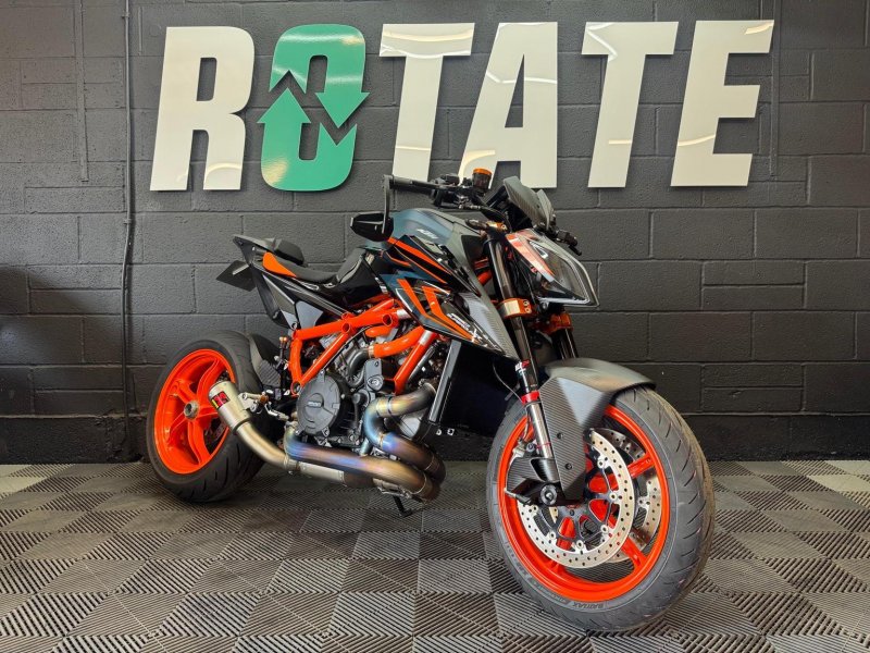 KTM 1290 SUPER DUKE R