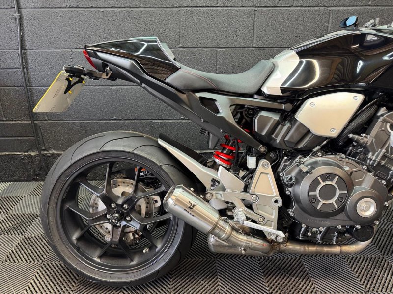HONDA CB1000R