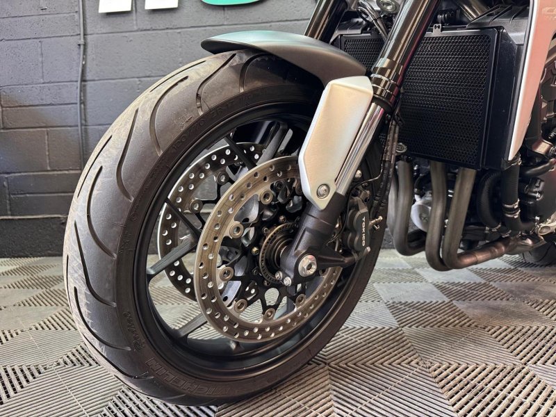 HONDA CB1000R