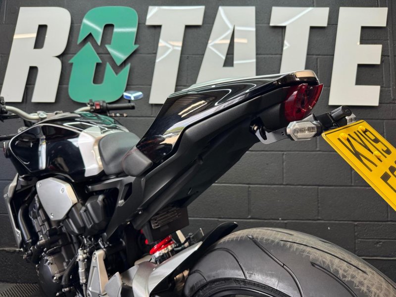 HONDA CB1000R