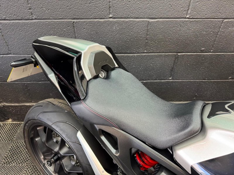 HONDA CB1000R