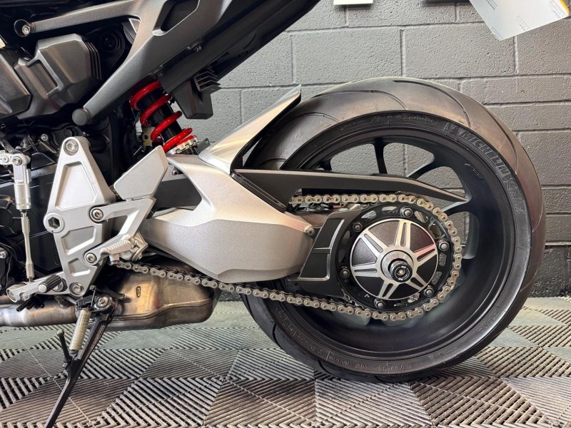 HONDA CB1000R