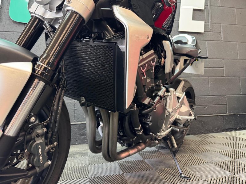 HONDA CB1000R