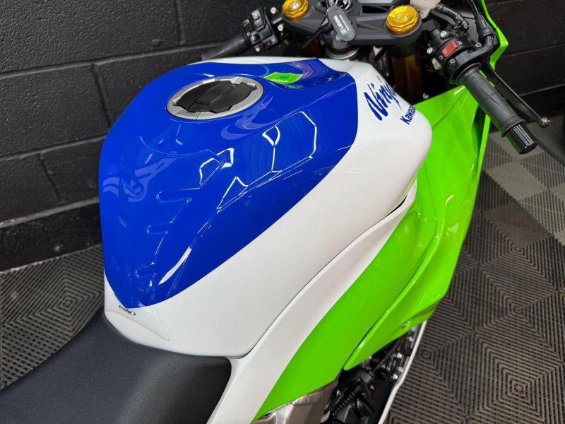 KAWASAKI NINJA