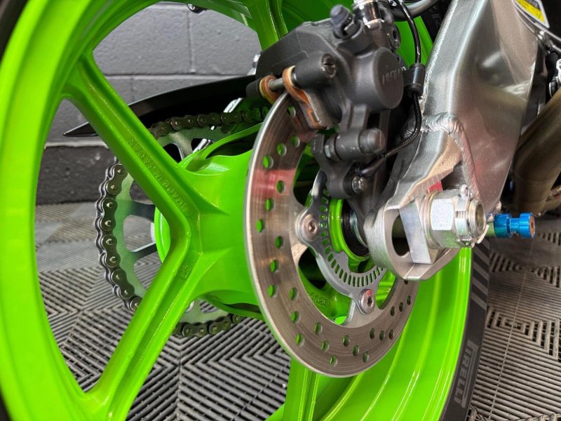 KAWASAKI NINJA ZX-6R