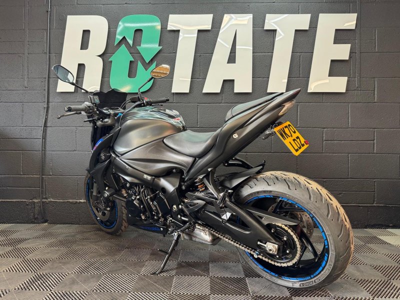SUZUKI GSX-S1000