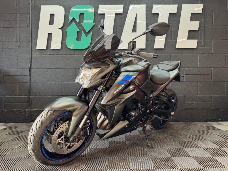 SUZUKI GSX-S1000