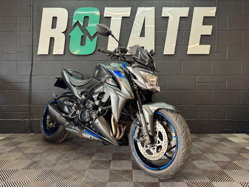 SUZUKI GSX-S1000