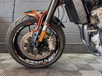 KTM 790 DUKE