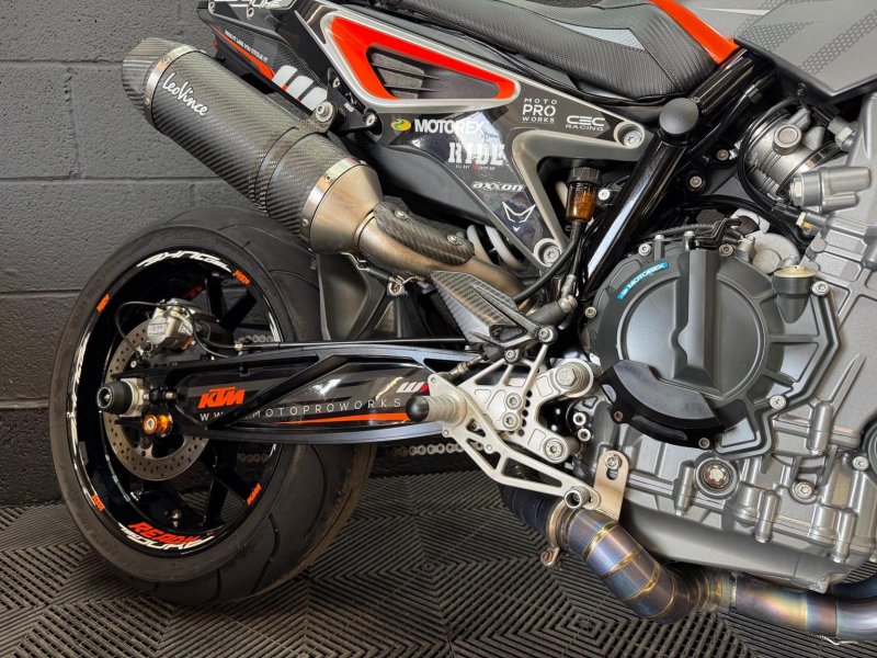 KTM 790 DUKE