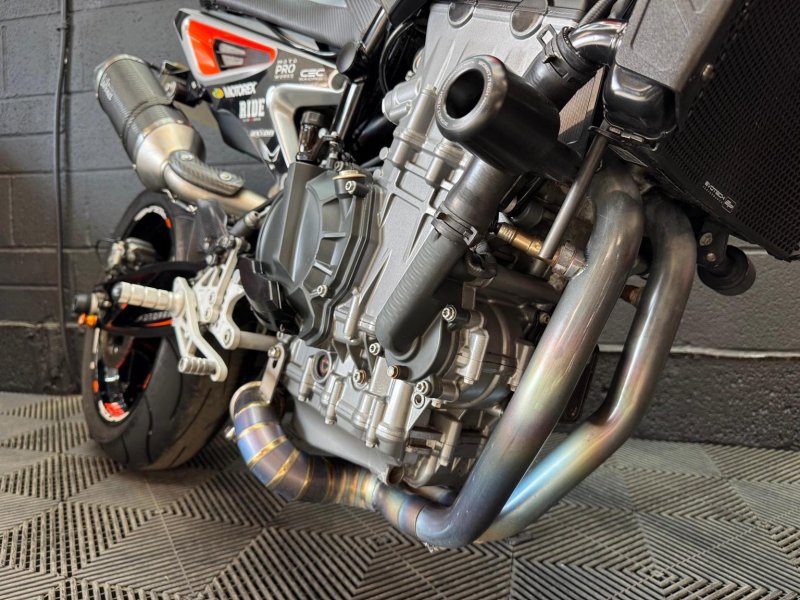 KTM 790 DUKE