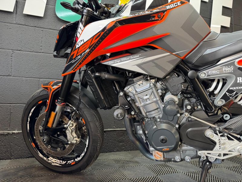 KTM 790 DUKE
