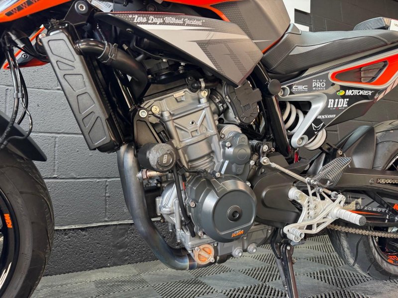 KTM 790 DUKE