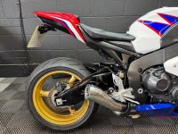 HONDA CBR1000RR Fireblade