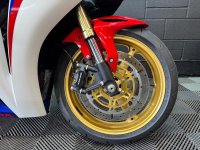 HONDA CBR1000RR Fireblade