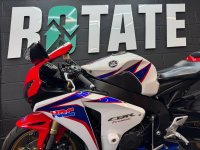 HONDA CBR1000RR Fireblade