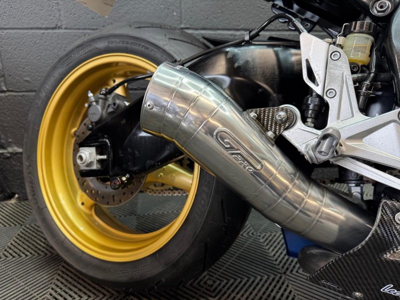 HONDA CBR1000RR Fireblade