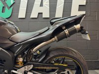 YAMAHA R1