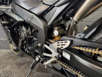 YAMAHA R1