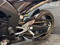 YAMAHA R1