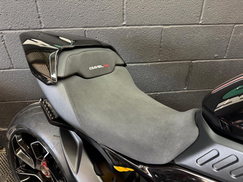 DUCATI DIAVEL