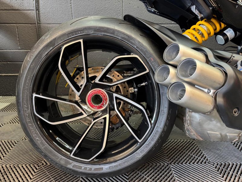 DUCATI DIAVEL