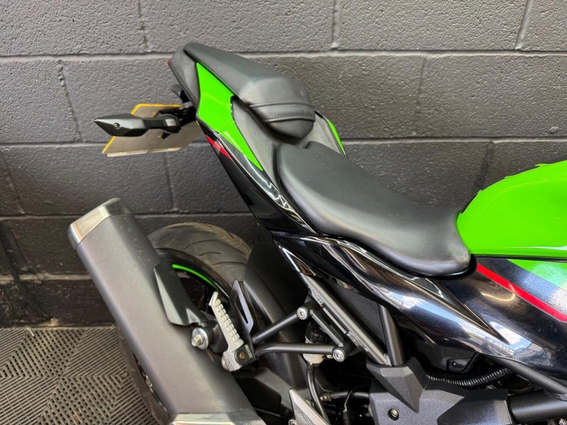 KAWASAKI Ninja 125